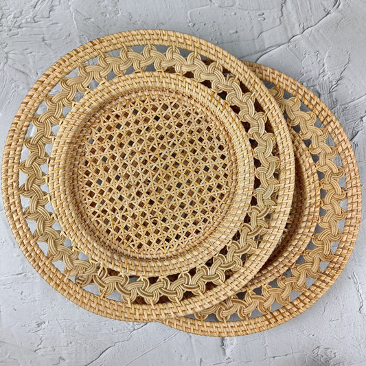 GENDIS Rattan Charger Plates With Natural Color, Decorative Plate Set for Table Decor, Wedding Centerpieces and Decoration